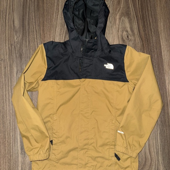 The North Face Kids Raincoat in Black and Tan - Picture 1 of 3
